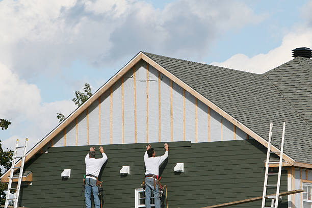 Professional Siding technician working in Rosman, NC